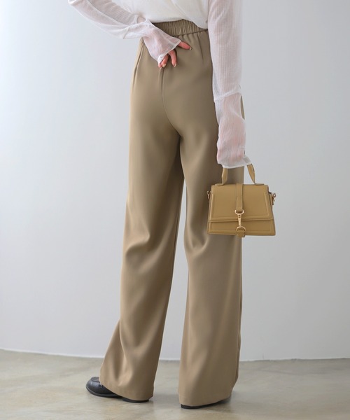 LUMIRA(アパレル)(ルミラ)の「タックパンツ(その他パンツ・レディース・チャコールグレー/アイボリー/ブラック/グレイッシュベージュ・S/M/L)」の6枚目の写真