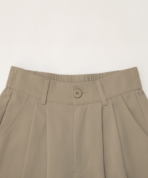 LUMIRA(アパレル)(ルミラ)の「タックパンツ(その他パンツ・レディース・チャコールグレー/アイボリー/ブラック/グレイッシュベージュ・S/M/L)」の9枚目の写真