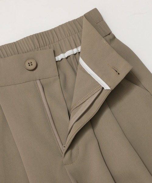 LUMIRA(アパレル)(ルミラ)の「タックパンツ(その他パンツ・レディース・チャコールグレー/アイボリー/ブラック/グレイッシュベージュ・S/M/L)」の11枚目の写真