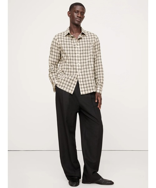 Banana Republic（バナナリパブリック）の「スタンダードフィット ライトウェイト テクスチャード シャツ（シャツ/ブラウス・メンズ・マルチ/ブラック・S/M/XL/L）」の3枚目の写真