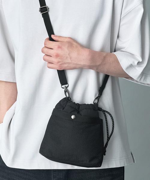 RUUBON（ルーボン）の「【RUUBON】2way mini shoulder bag / 2wayミニショルダーバッグ（ショルダーバッグ・メンズ・ブラック・FREE）」の8枚目の写真