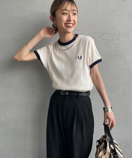 FRED PERRY（フレッドペリー）の「[FRED PERRY/フレッドペリー] 別注 ランダムリブ ワンポイントロゴ刺繍 リンガーTシャツ（Tシャツ/カットソー・レディース・ネイビー/ブラック/ベージュ/アイボリー・8/10）」の11枚目の写真