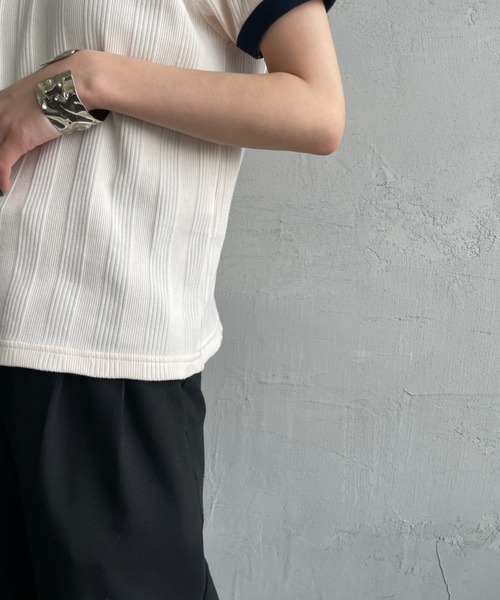 FRED PERRY（フレッドペリー）の「[FRED PERRY/フレッドペリー] 別注 ランダムリブ ワンポイントロゴ刺繍 リンガーTシャツ（Tシャツ/カットソー・レディース・ネイビー/ブラック/ベージュ/アイボリー・8/10）」の22枚目の写真