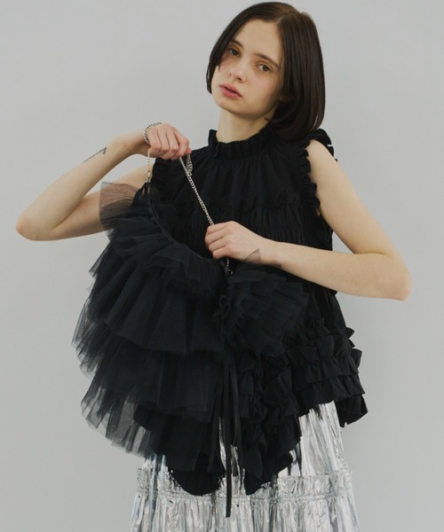 PERNA（ペルナ）の「チュールチャームショルダーバッグ（ショルダーバッグ・レディース・ブラック/ホワイト・FREE）」の6枚目の写真