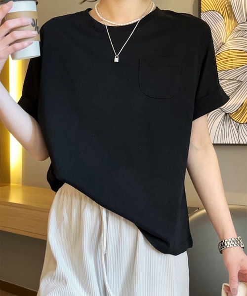 BANICO(バニコ)の「【Banico】シンプルポケット付きTシャツ (SS)(Tシャツ/カットソー・レディース・ホワイト/ブラック/ベージュ/グレー/バーガンディー・FREE)」の4枚目の写真