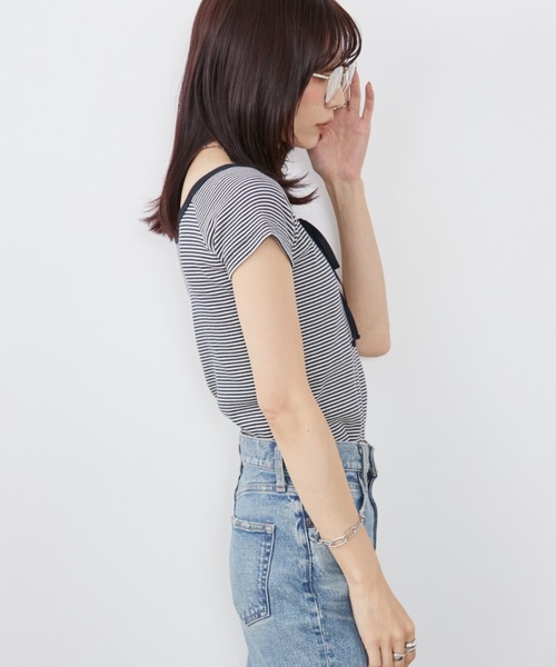 Auntie Rosa Holiday(アンティローザホリデー)の「レースアップボーダーコンパクトTEE(Tシャツ/カットソー・レディース・ブラック/ネイビー・FREE)」の5枚目の写真