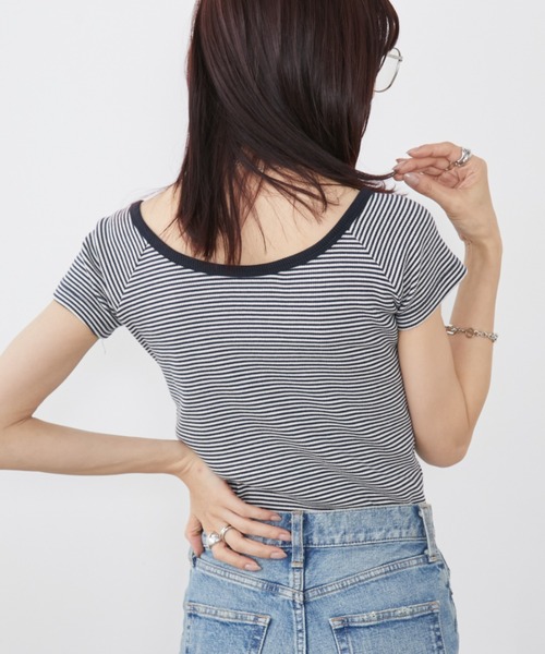 Auntie Rosa Holiday(アンティローザホリデー)の「レースアップボーダーコンパクトTEE(Tシャツ/カットソー・レディース・ブラック/ネイビー・FREE)」の6枚目の写真
