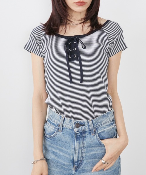 Auntie Rosa Holiday(アンティローザホリデー)の「レースアップボーダーコンパクトTEE(Tシャツ/カットソー・レディース・ブラック/ネイビー・FREE)」の11枚目の写真