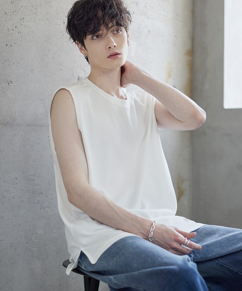 ETELIO（エテリオ）の「リップルプリーツレイヤードノースリーブ/タンクトップ（タンクトップ・メンズ・ブラック/ライトグレー/チャコール/ホワイト・XS/XL/L/M/S）」の17枚目の写真