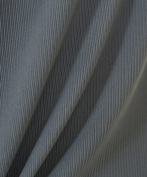 ETELIO（エテリオ）の「リップルプリーツレイヤードノースリーブ/タンクトップ（タンクトップ・メンズ・ブラック/ライトグレー/チャコール/ホワイト・XS/XL/L/M/S）」の9枚目の写真