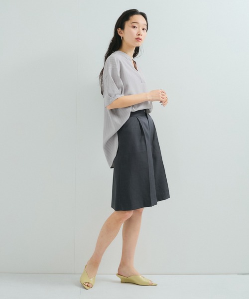 LE CERCLE par rope'(ルセルクルパーロペ)の「【セットアップ対応】タンブラーブッチャー袖タックブラウス(シャツ/ブラウス・レディース・グレー系その他/キャメル/チャコールグレー/ライトグレー・FREE)」の12枚目の写真