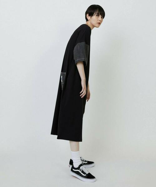 FRAPBOIS（フラボア）の「Lee×FRAPBOIS カットワンピース（ワンピース・レディース・ブルー/ブラック・FREE）」の18枚目の写真