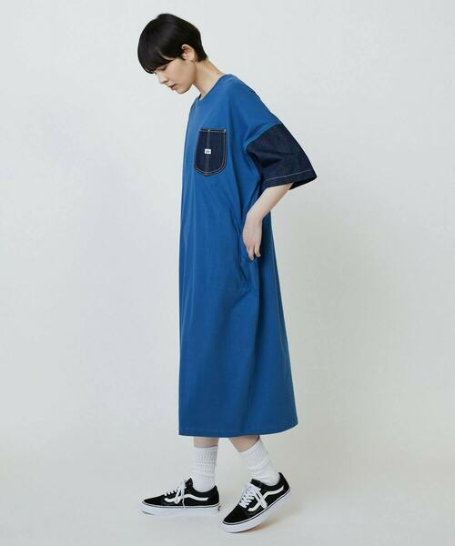 FRAPBOIS（フラボア）の「Lee×FRAPBOIS カットワンピース（ワンピース・レディース・ブルー/ブラック・FREE）」の17枚目の写真