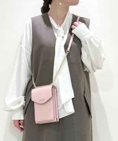 Samantha Thavasa Petit Choice(サマンサタバサ プチチョイス)の「マルチケース付き スマホショルダー(ショルダーバッグ・レディース・ベージュ/ブラック/ピンク/ライトブルー・FREE)」の4枚目の写真