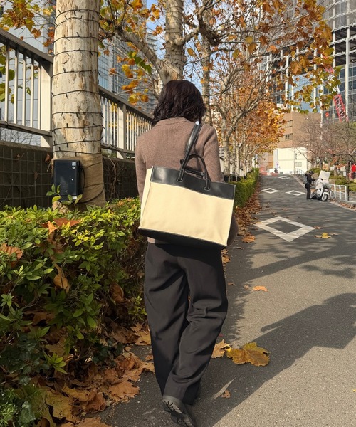 EFOLE(エフォル)の「【macoto×EFOLE コラボ】キャンバス×フェイクレザー コンビ トートバッグ(トートバッグ・レディース・ベージュ/ブラック・FREE)」の22枚目の写真