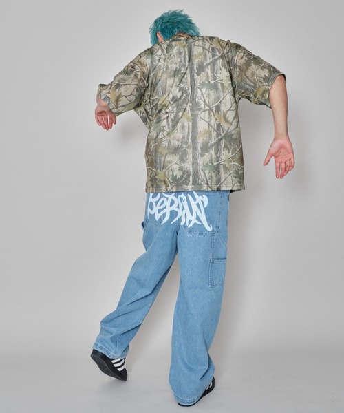 WEGO（ウィゴー）の「WEGO/メッシュナンバリンググラフィックT（Tシャツ/カットソー・メンズ・その他1/ブラック・MEDIUM/LARGE）」の3枚目の写真