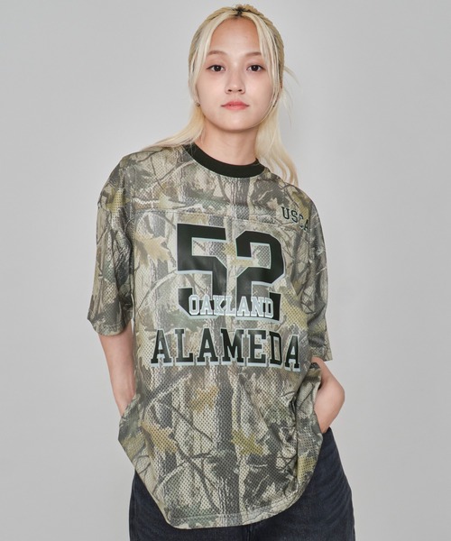 WEGO（ウィゴー）の「WEGO/メッシュナンバリンググラフィックT（Tシャツ/カットソー・メンズ・その他1/ブラック・MEDIUM/LARGE）」の5枚目の写真