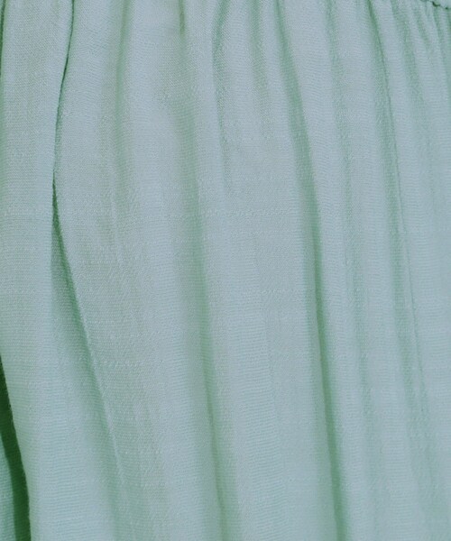 SHOO・LA・RUE（シューラルー）の「【S-LL】シャーリングが目を惹く 羽織れるスラブチュニック（チュニック・レディース・ブラック/ナチュラル/グリーン系・01/04/03/02）」の15枚目の写真