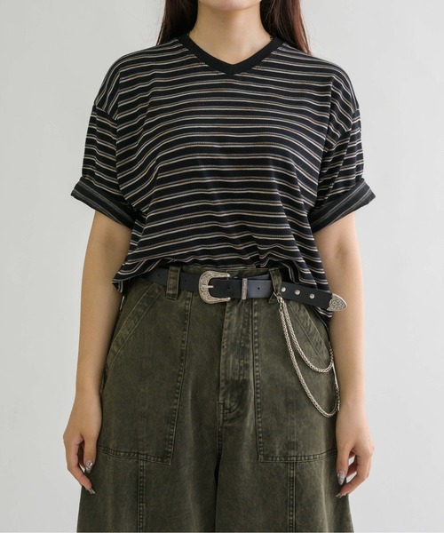 EPNK（イーピーエヌケー）の「【EPNK】V-neck border tee / Vネックボーダーtee（Tシャツ/カットソー・メンズ・杢グレー/ブラック/カーキ・SMALL/MEDIUM/LARGE）」の7枚目の写真