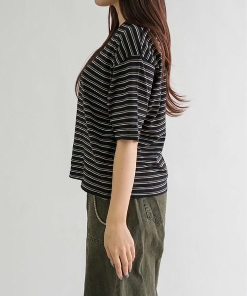 EPNK（イーピーエヌケー）の「【EPNK】V-neck border tee / Vネックボーダーtee（Tシャツ/カットソー・メンズ・杢グレー/ブラック/カーキ・SMALL/MEDIUM/LARGE）」の11枚目の写真