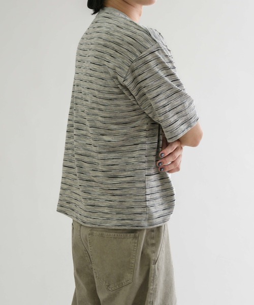 EPNK（イーピーエヌケー）の「【EPNK】V-neck border tee / Vネックボーダーtee（Tシャツ/カットソー・メンズ・杢グレー/ブラック/カーキ・SMALL/MEDIUM/LARGE）」の22枚目の写真