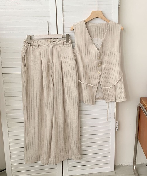 限定値下げ！即日配送美品！wacomaria DORMEUIベージュスーツセット ベルト付きVネックノースリーブベスト ワイドパンツ ストライプ