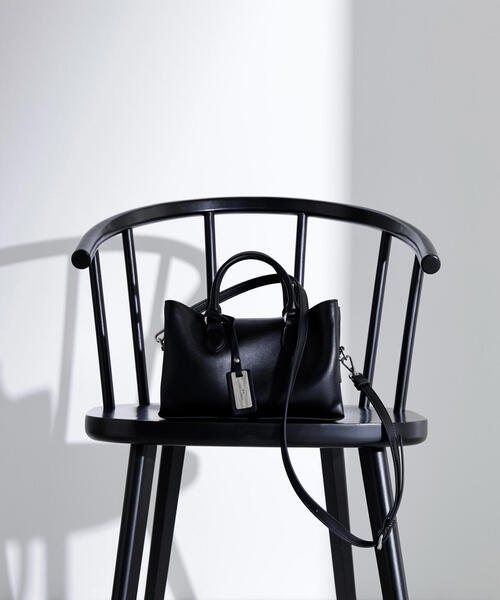 NATURAL BEAUTY BASIC（ナチュラルビューティーベーシック）の「◇サイドアップミニショルダーバッグ（ショルダーバッグ・レディース・ブラウン/ブラック/ワイン・ﾌﾘ-）」の4枚目の写真