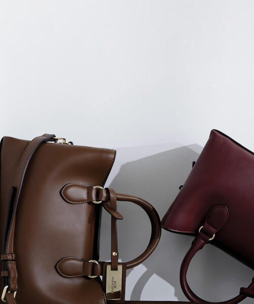 NATURAL BEAUTY BASIC（ナチュラルビューティーベーシック）の「◇サイドアップミニショルダーバッグ（ショルダーバッグ・レディース・ブラウン/ブラック/ワイン・ﾌﾘ-）」の5枚目の写真
