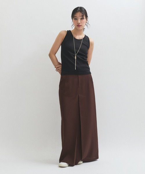 ADAM ET ROPE'（アダムエロペ）の「カップインサークルカットアメスリタンクトップ（タンクトップ・レディース・ブラック/レッド・FREE）」の3枚目の写真