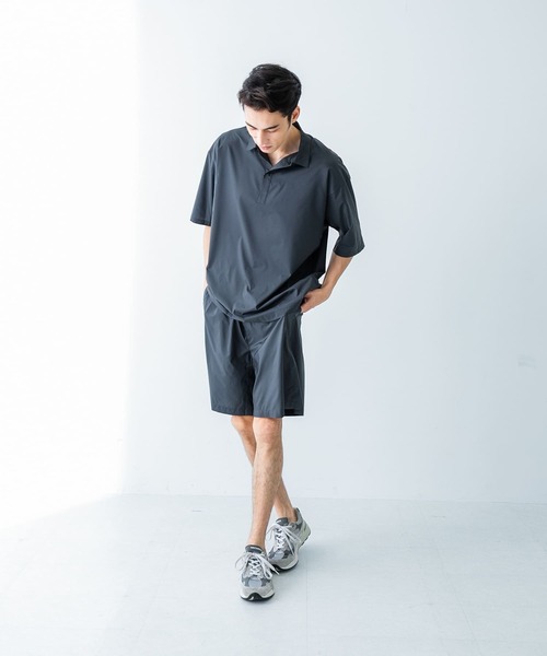 URBAN RESEARCH(アーバンリサーチ)の「SHADOW RIP リブポロシャツ(ポロシャツ・メンズ・チャコールグレー/ブラック・MEDIUM/LARGE)」の11枚目の写真