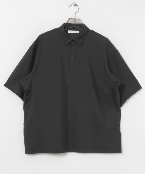 URBAN RESEARCH(アーバンリサーチ)の「SHADOW RIP リブポロシャツ(ポロシャツ・メンズ・チャコールグレー/ブラック・MEDIUM/LARGE)」の17枚目の写真