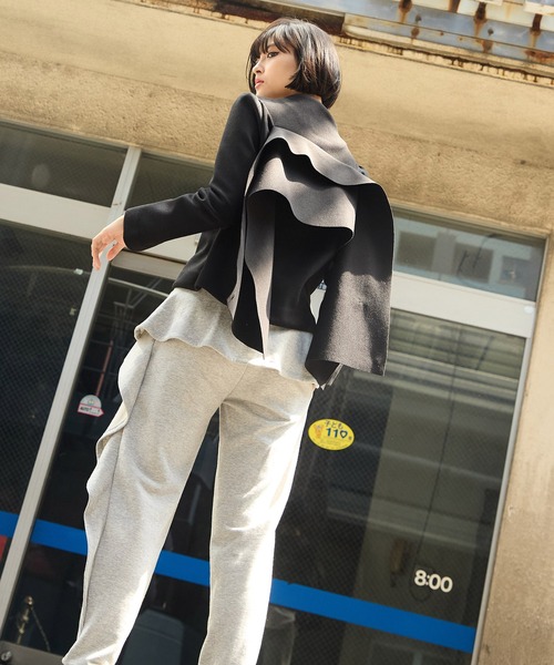 AVIE(アビィ)の「フリルデザインスウェットパンツ(スウェットパンツ・レディース・トップグレー/ブラック・38)」の19枚目の写真