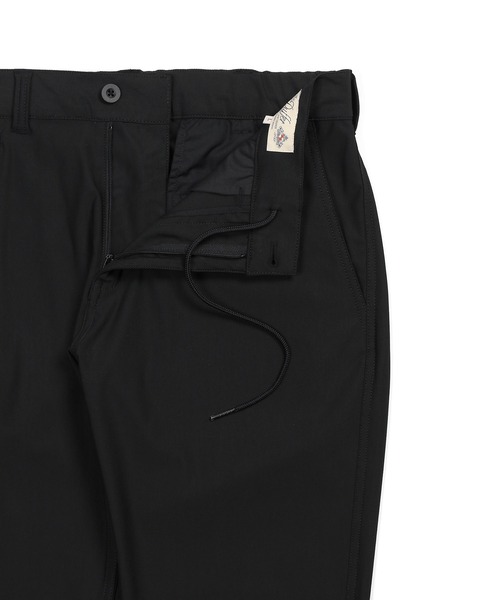 The DUFFER of ST.GEORGE(ザダファーオブセントジョージ)の「『WONDER SHAPE』(Triporous):360°全方向高伸縮『ワンダーシェイプ』抗菌・消臭機能 テーパードスリムパンツ(スラックス・メンズ・チャコールグレー/ブラック・SMALL/X-LARGE/LARGE/MEDIUM)」の11枚目の写真
