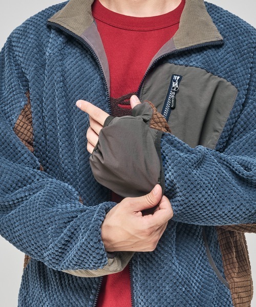 KRIFF MAYER（クリフメイヤー）の「トランスフォームフリースジャケット（その他アウター・メンズ・グレー/ブラック/ベージュ/ネイビー・MEDIUM/LARGE/X-LARGE）」の10枚目の写真