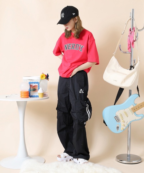 NERDY(ノルディ)の「パラシュートカーゴパンツ(その他パンツ・レディース・ピンク/カーキ/ブラック/パープル/ベージュ・SS/M/S/L)」の18枚目の写真