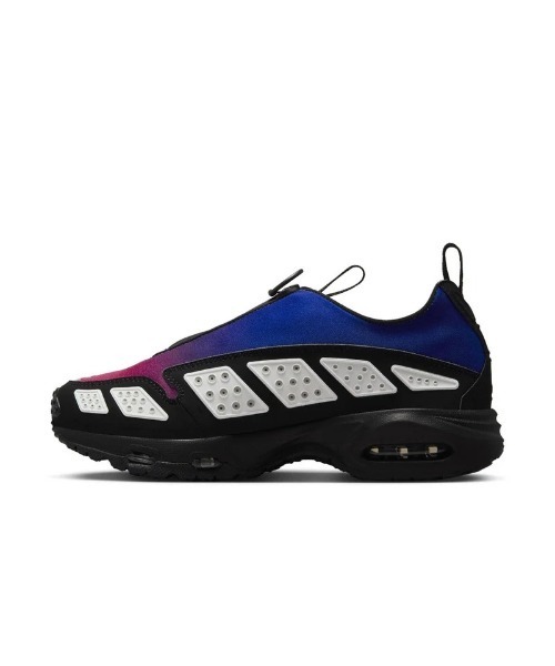 NIKE Wmns Air Max SNDR（ナイキ ウィメンズ エア マックス SNDR