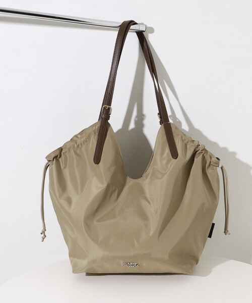 OUTDOOR PRODUCTS(アウトドアプロダクツ)の「OUTDOOR PRODUCTS × Firsthand/アウトドアプロダクツ 別注 サイドギャザー トートバッグ(トートバッグ・レディース・ブラック/ベージュ/ブラウン・ONE SIZE)」の15枚目の写真