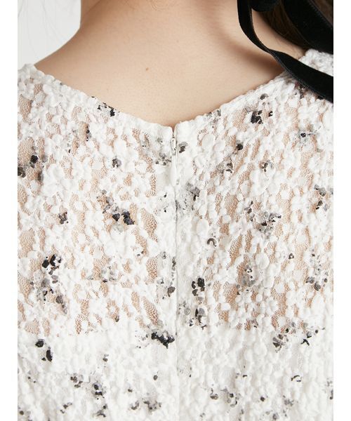 CELFORD(セルフォード)の「ピグメントフラワーワンピース(ワンピース・レディース・ライトベージュ/オフホワイト/ブラック・36/38)」の11枚目の写真