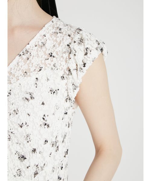 CELFORD(セルフォード)の「ピグメントフラワーワンピース CELFORD(セルフォード)の「ピグメントフラワーワンピース