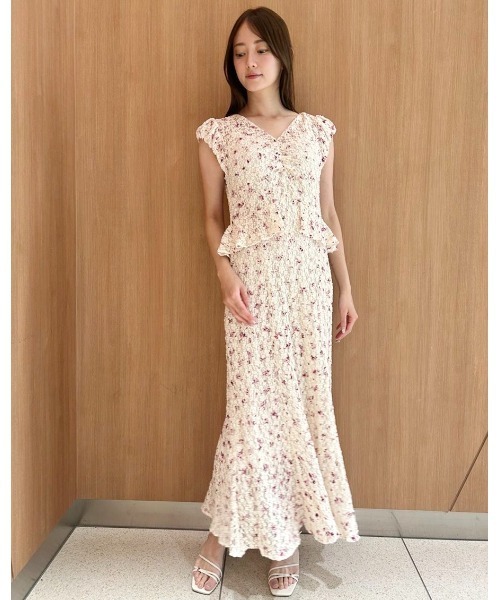 CELFORD（セルフォード）の「ピグメントフラワーワンピース