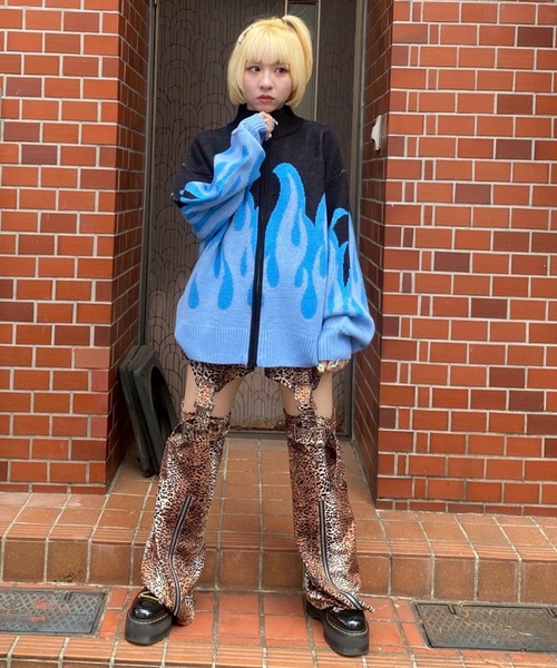 Candy Stripper（キャンディストリッパー）の「FIRE PATTERN KNIT ジャンパー（ニット/セーター・レディース・ブラック×ピンク/ブラック×ブルー/ライトブルー・FREE）」の21枚目の写真