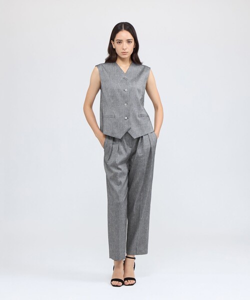 EPOCA（エポカ）の「リネンブレンド テーパードパンツ（その他パンツ・レディース・ベージュ/ネイビー・40/38）」の8枚目の写真
