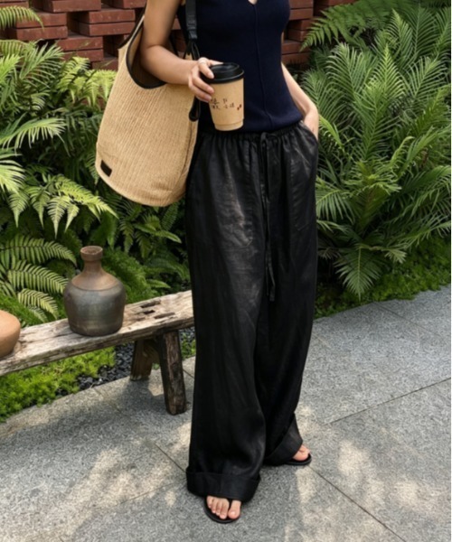 Aelina(エリナ)の「ドローストリングパンツ(その他パンツ・レディース・ホワイト/ブラック・M/L/S)」の15枚目の写真