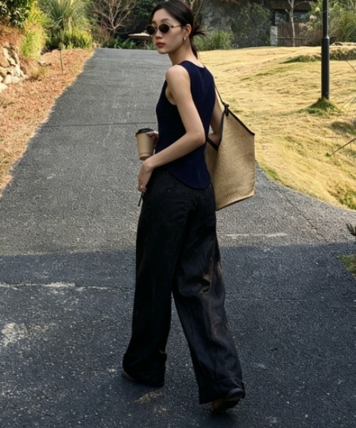 Aelina(エリナ)の「ドローストリングパンツ(その他パンツ・レディース・ホワイト/ブラック・M/L/S)」の17枚目の写真