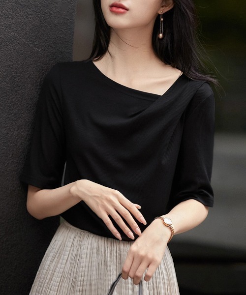 ReRe(リリ)の「アシンメトリーネックカットソー(Tシャツ/カットソー・レディース・ブラック/ホワイト・MEDIUM)」の12枚目の写真