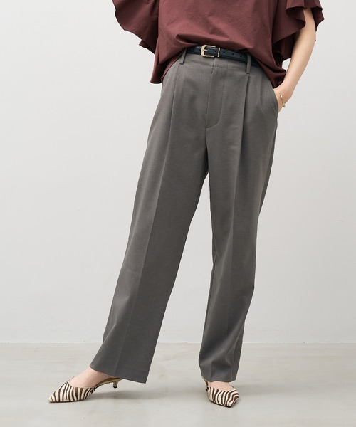 MICA&DEAL（マイカ＆ディール）の「ワンタックストレートパンツ〈セットアップ対応〉〈2サイズ展開〉（その他パンツ・レディース・グレー/モカ/ベージュ・38/36）」の2枚目の写真