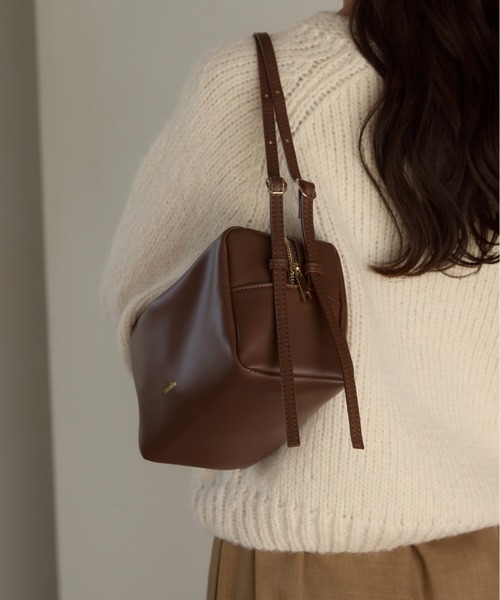 nunela(ヌネラ)の「ダブルベルトボストンバッグ【No.8】(ショルダーバッグ・レディース・ブラウン/ブラック/ナチュラル・FREE)」の4枚目の写真
