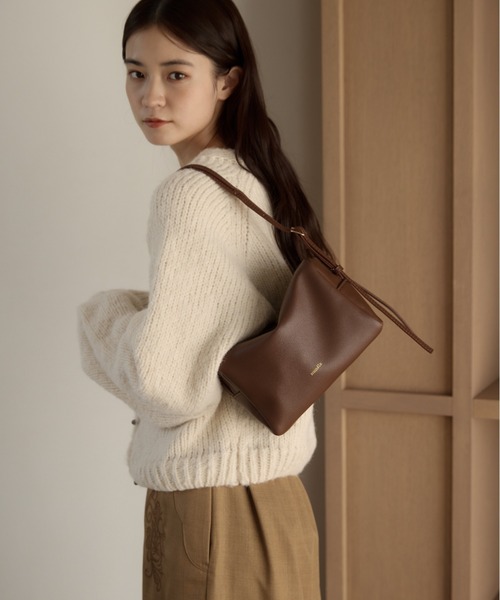 nunela(ヌネラ)の「ダブルベルトボストンバッグ【No.8】(ショルダーバッグ・レディース・ブラウン/ブラック/ナチュラル・FREE)」の17枚目の写真