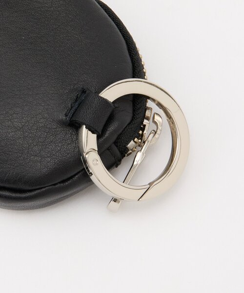 ソフトレザーカラビナ付き横長ポーチ（チャーム）｜russet（ラシット