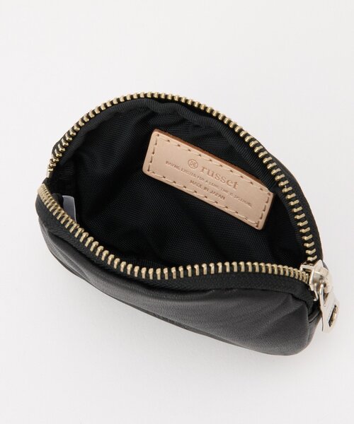 ソフトレザーカラビナ付き横長ポーチ（チャーム）｜russet（ラシット